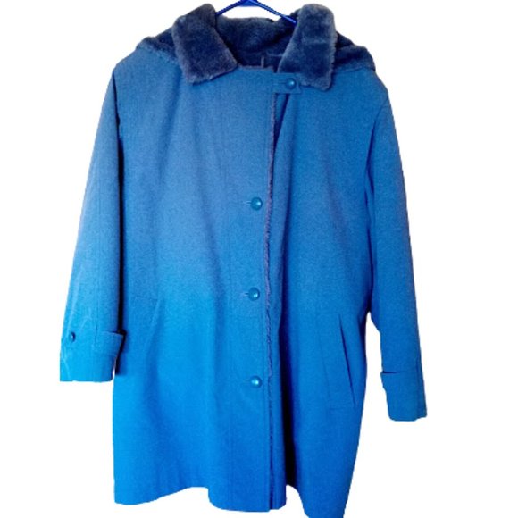 HOST PICK !! Blue Coat with Soft Plush Lining 18 1/2 - Picture 3 of 3